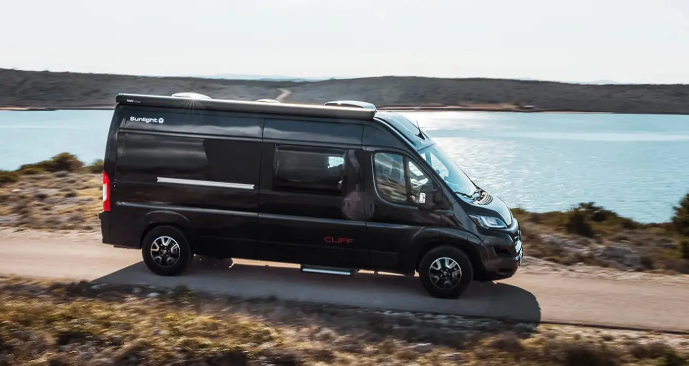 Sunlight Cliff Adventure 602 Campervan Exterior